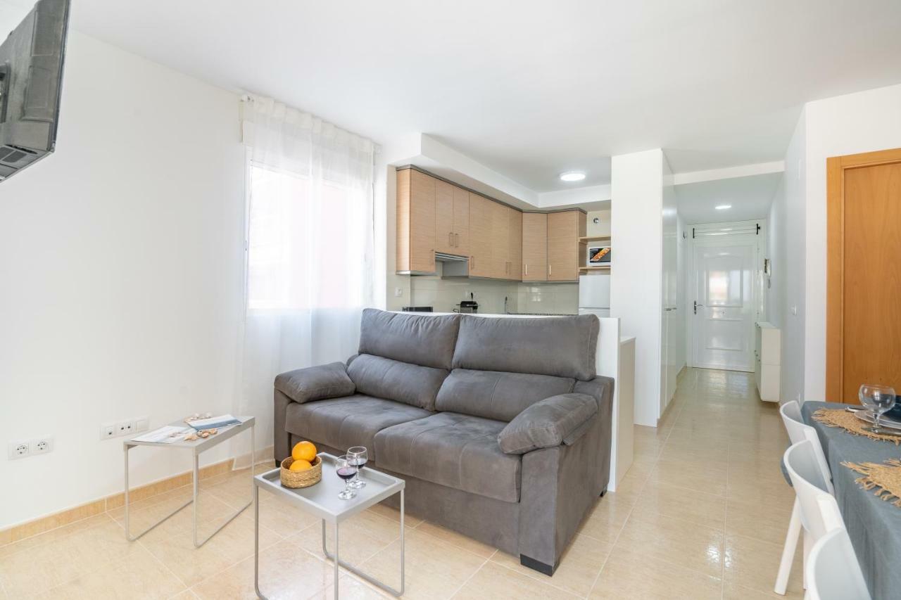 Apartment Ideally Located *